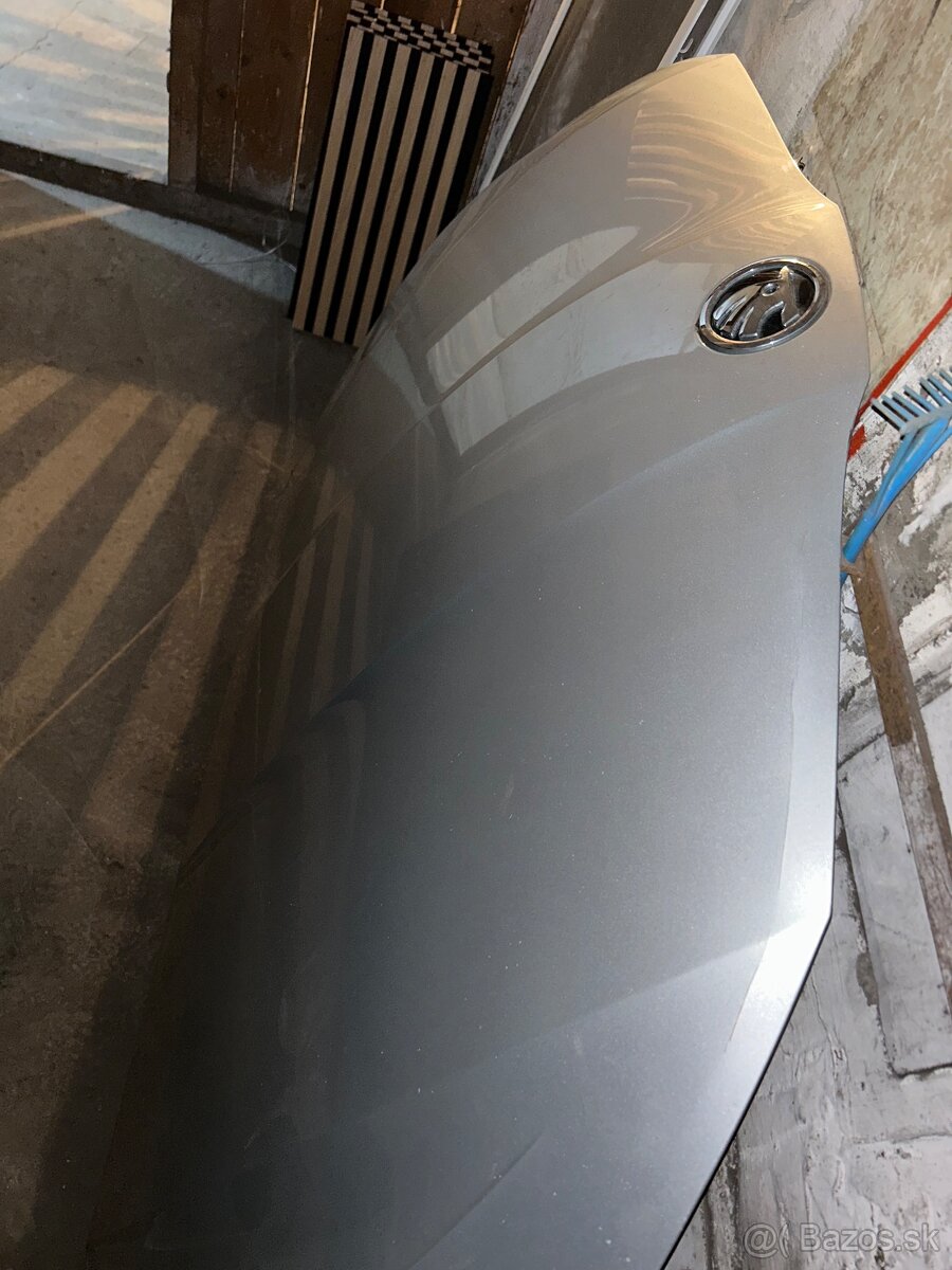 Kapota Octavia IV - 2