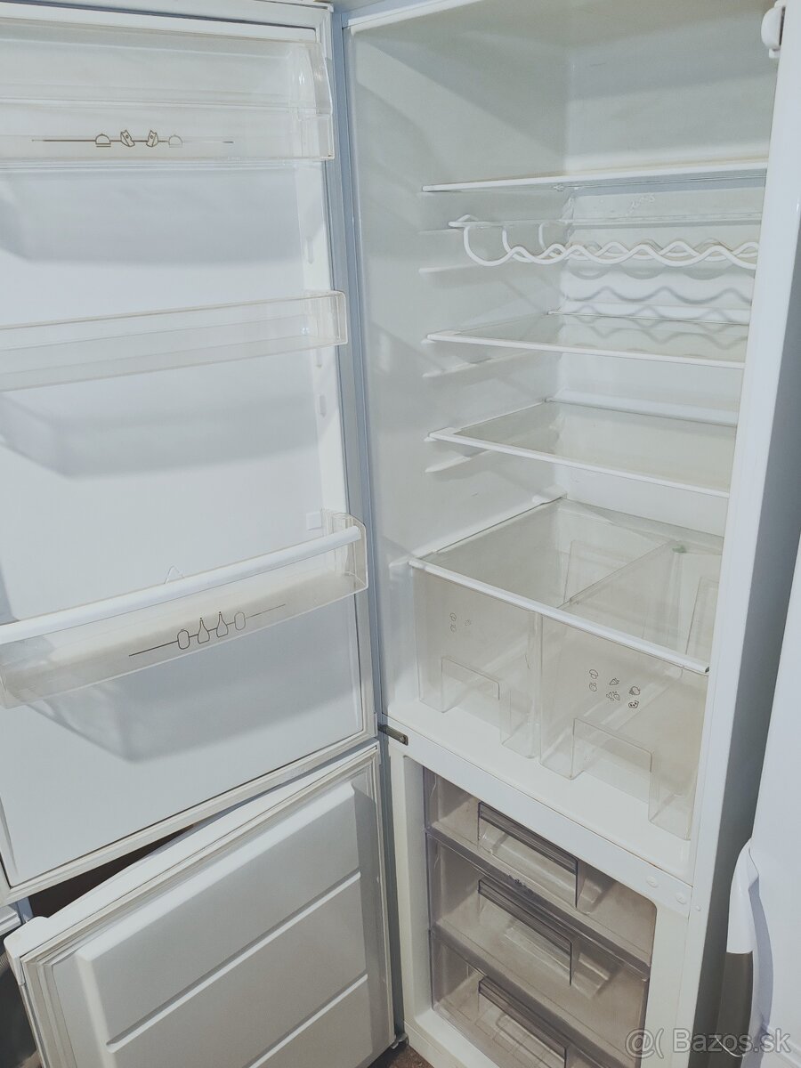 Predám chladničku Zanussi 185cm - 2