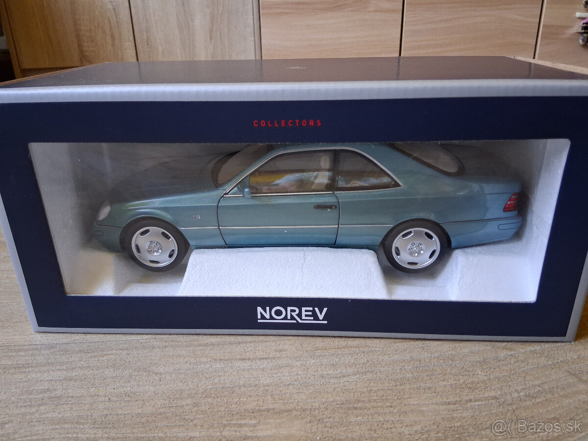 Mercedes-Benz 1:18 - 2