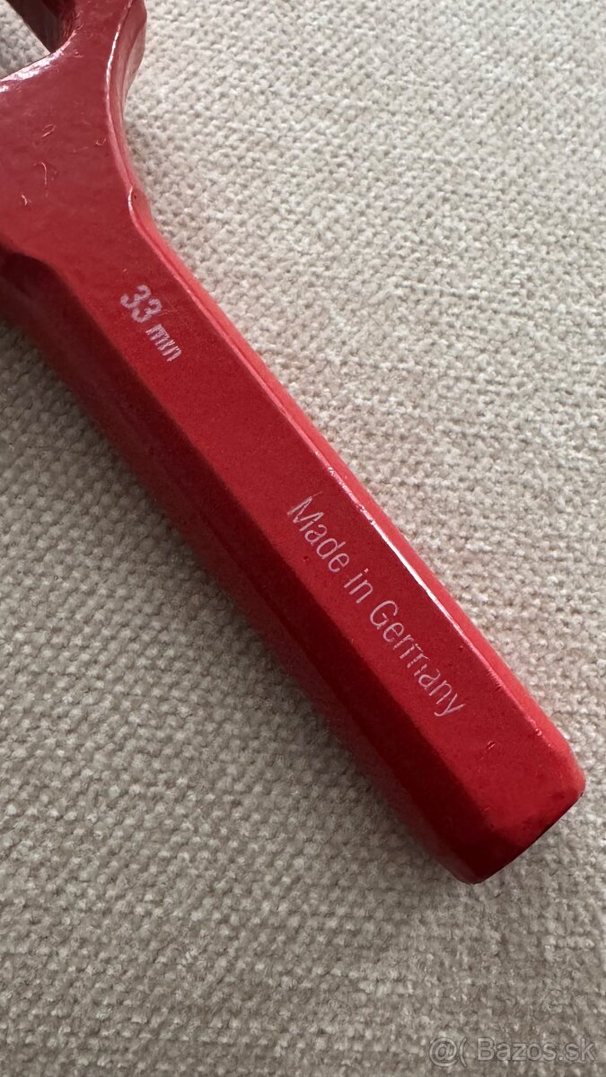 Dierovač kruhový PTN Ø33mm - 2