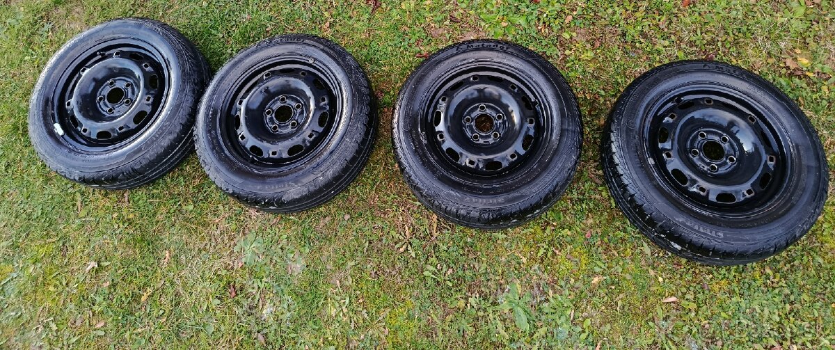 Letné pneumatiky s diskami 185/60 R14 - 2