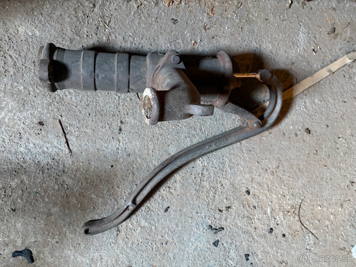 Ručná pumpa - 2