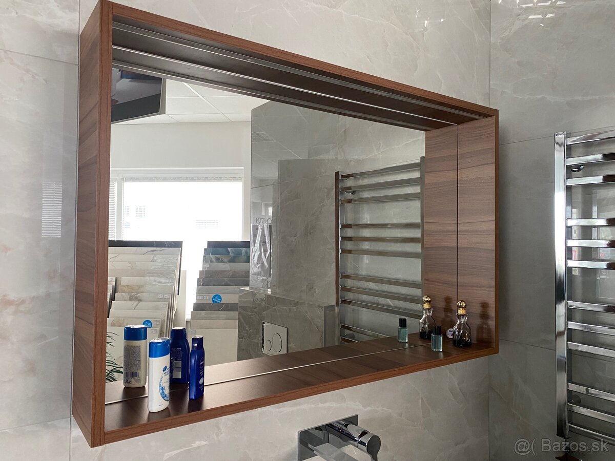 Umyvadlová skrinka so zrkadlom - 2