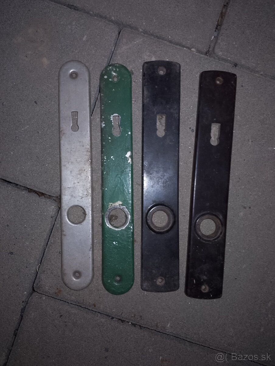 Hliníkové kľučky so štítmi - 2