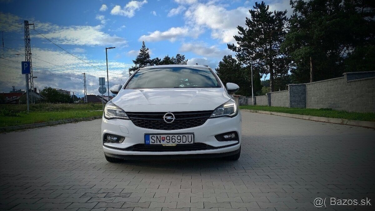 Opel Astra sport Tourer 1.6 ST CDTI - 2