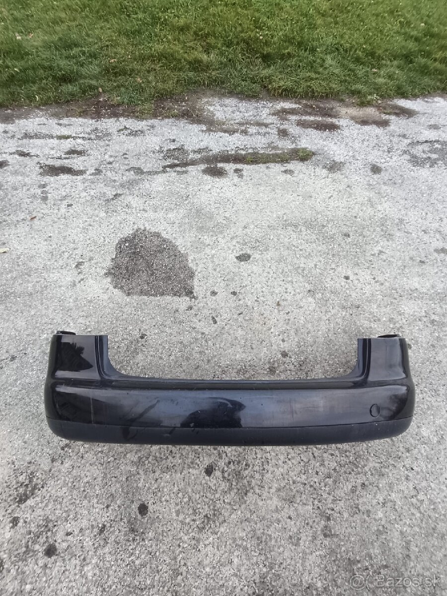 Predám nárazníky na vw Touran 1t predfacelift - 2