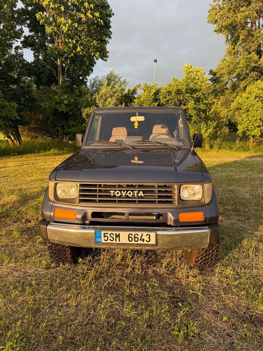 Toyota Land Cruiser 70 3.0 TD