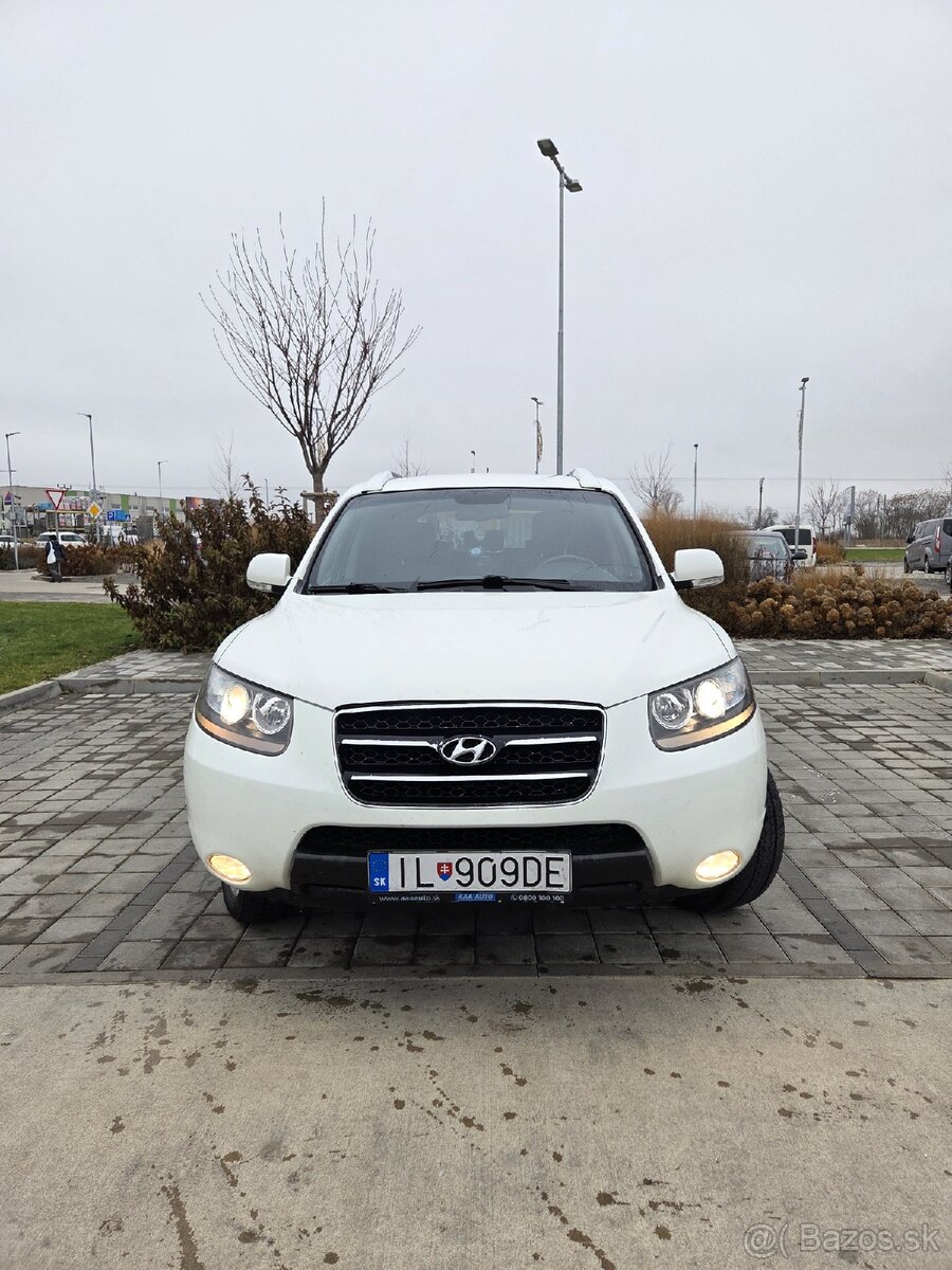 Hyundai Santa Fe • Komfortné a priestranné SUV - 2
