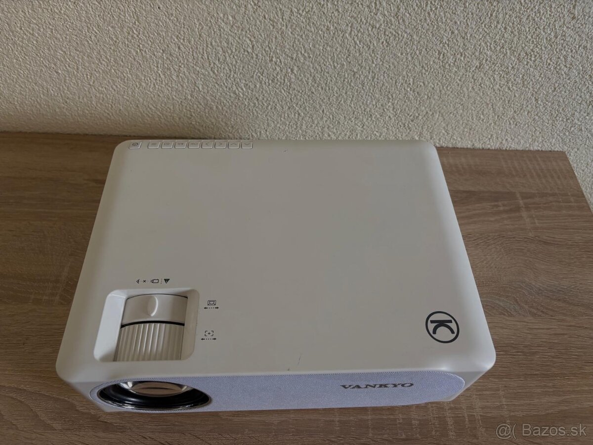 Projektor Vankyo - 2