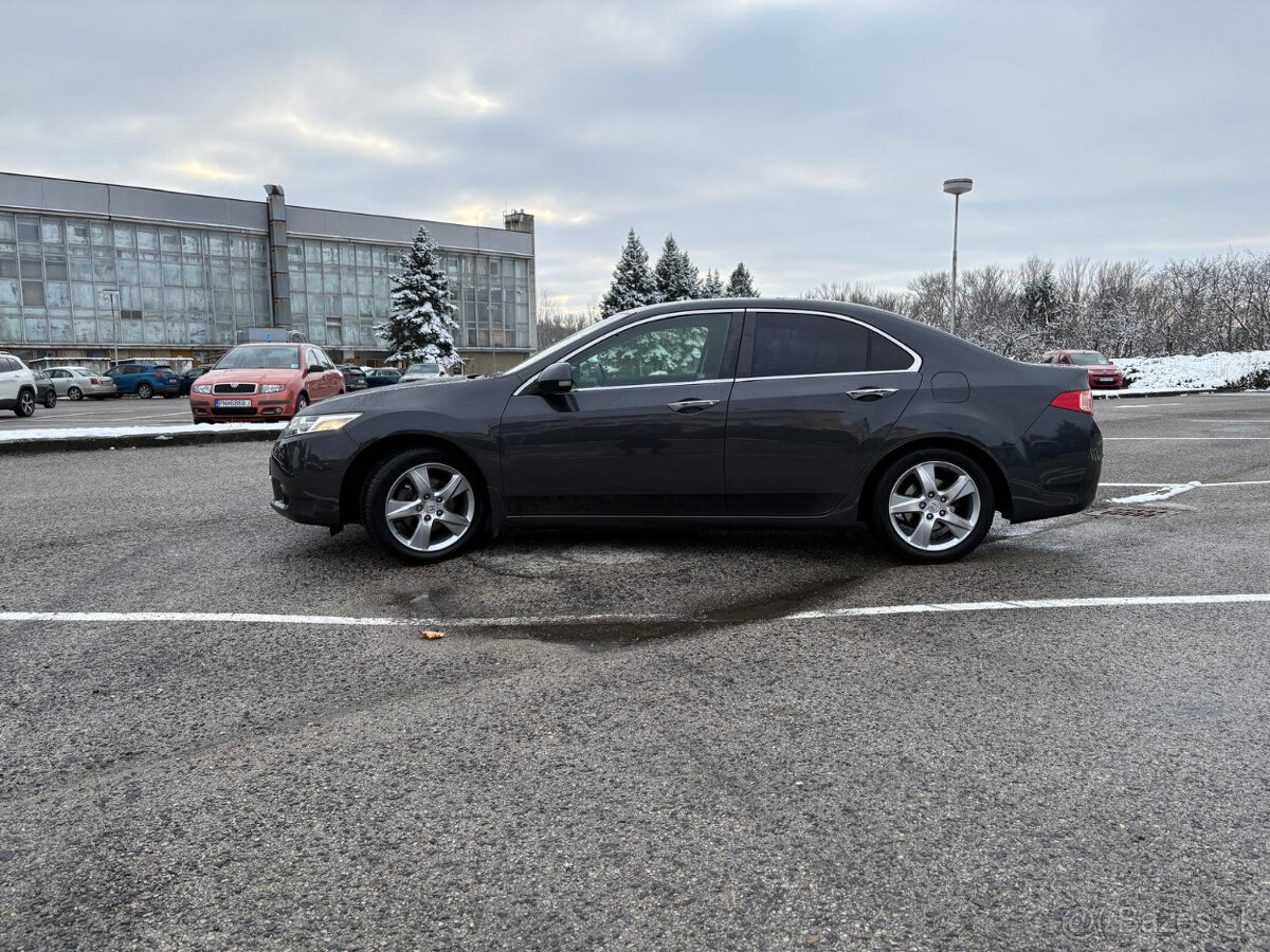 Honda Accord 2.2i-DTEC - 2