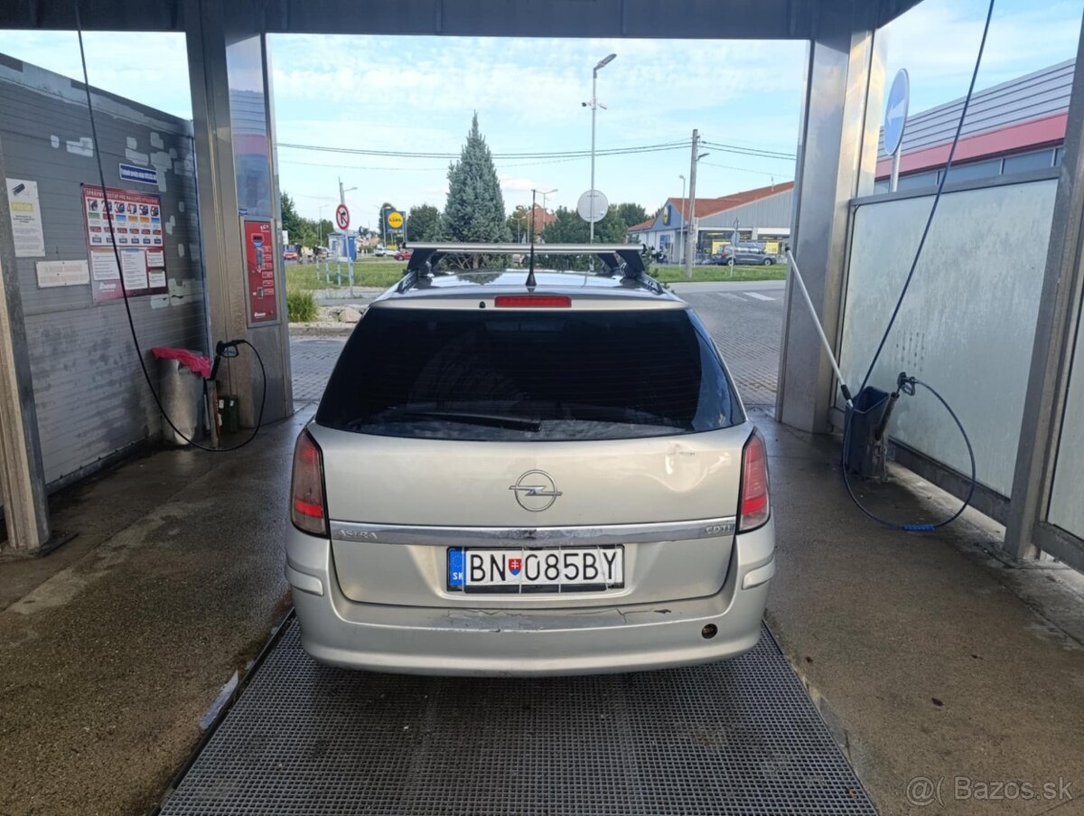 Opel Astra 2005 88kW 1.9TDi - 2