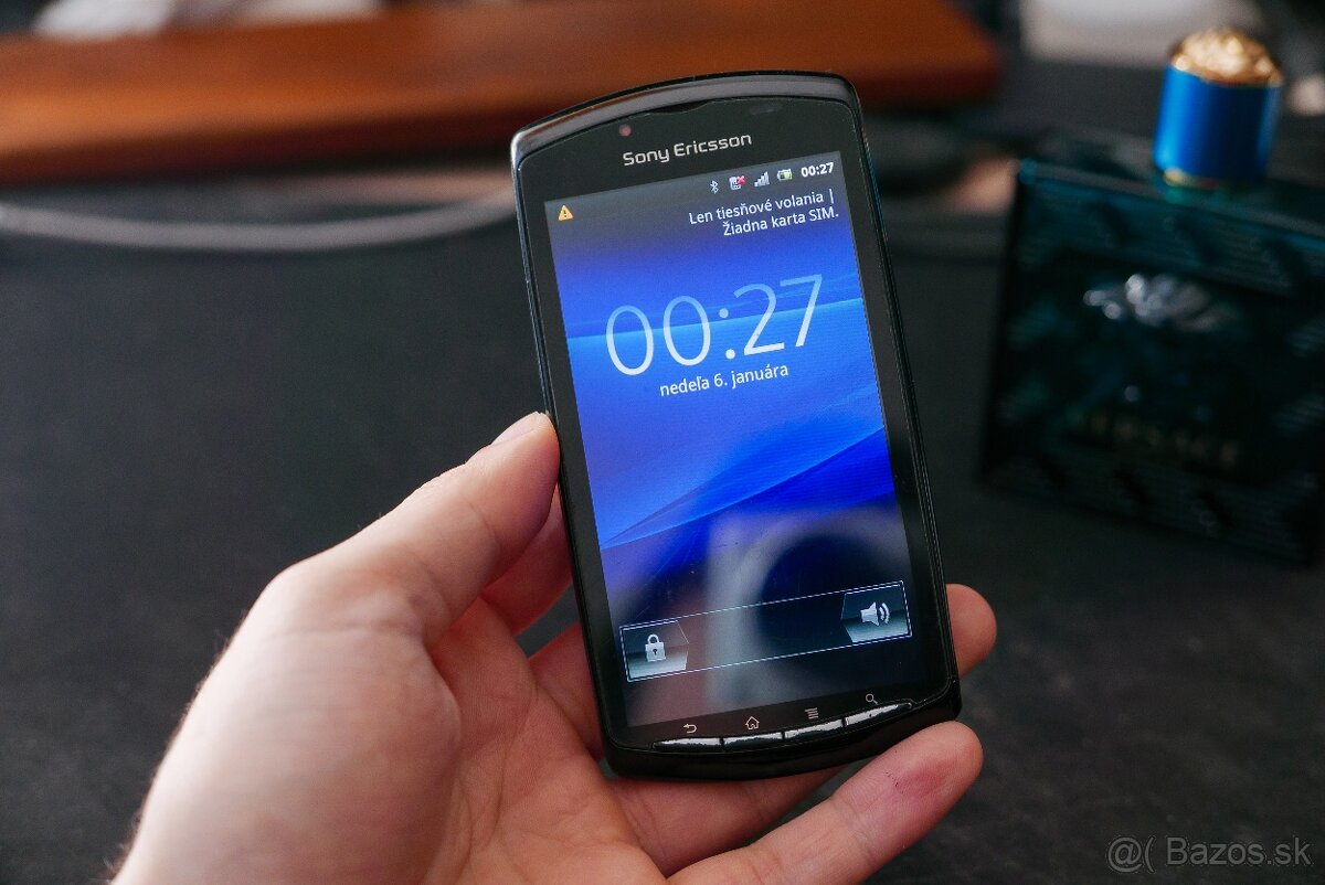 Sony Ericsson Xperia Play Poškodená - 2