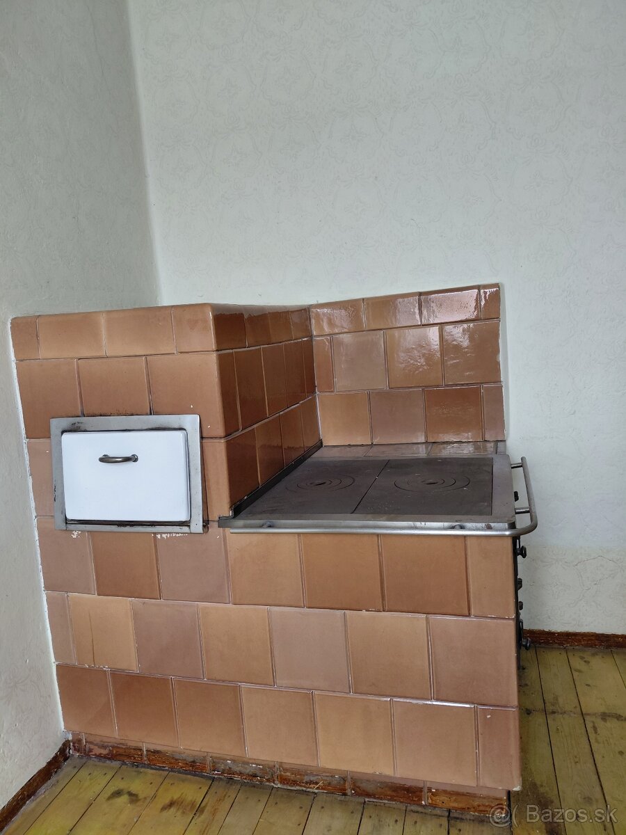 Kachľový sporák - 2