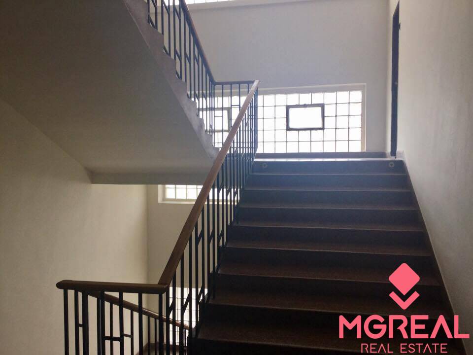 Kancelária 144m2, Za kasárňou, parkovanie - 2