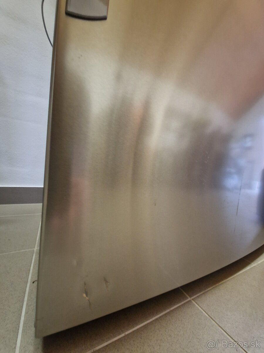 Chladnička s mraziakom - 2