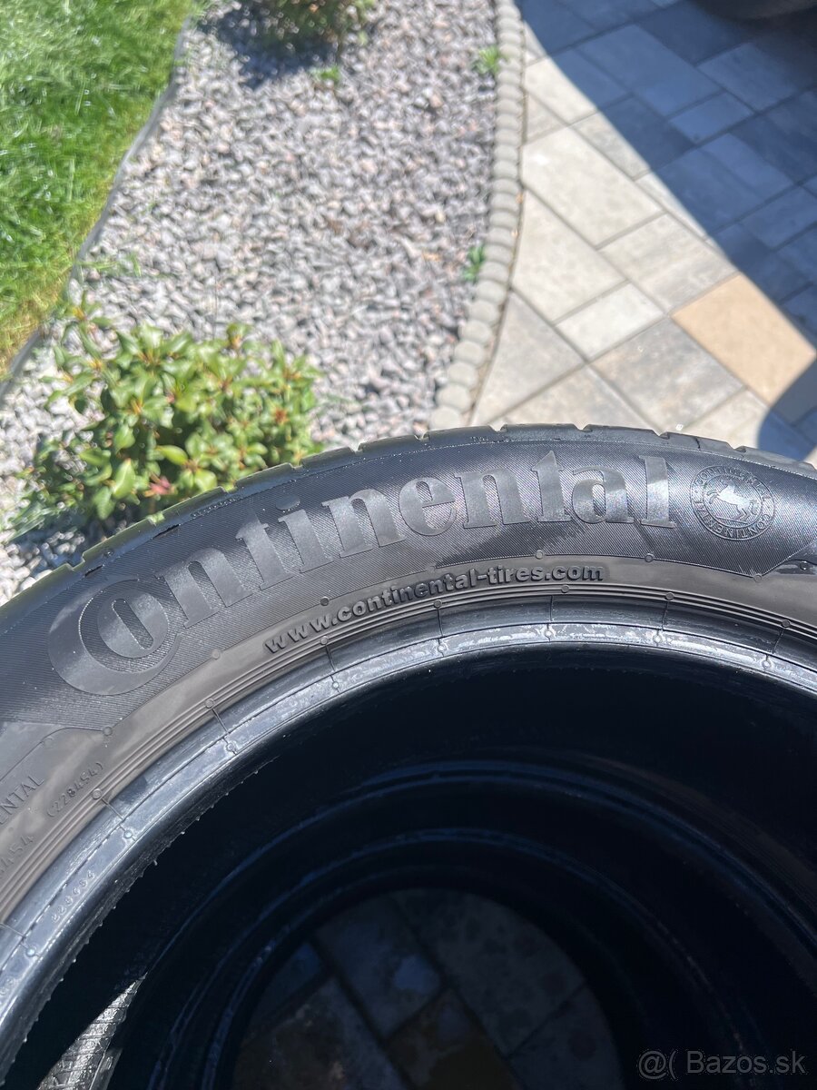 Letné Pneumatiky 215/55 r17 Continental - 2