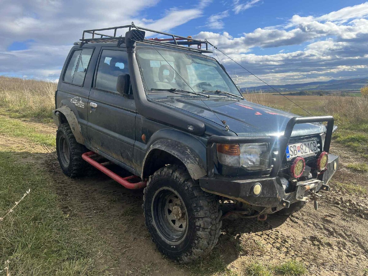 Mitsubishi Pajero 2.5 - 2