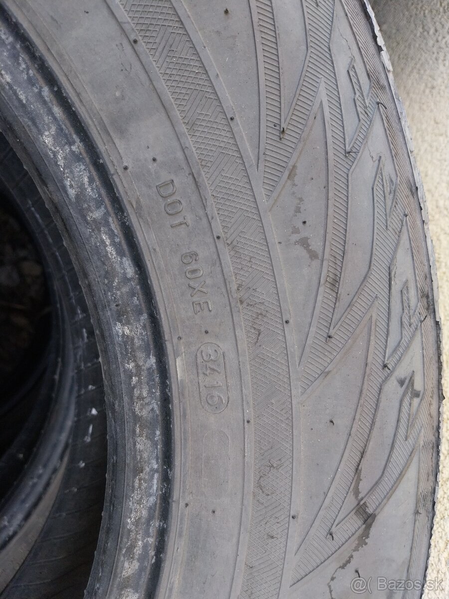 Nokian 215/70 r16 - 2