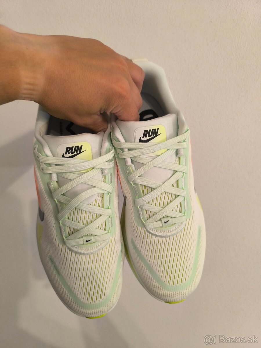 Nike Vomero 18 - 2