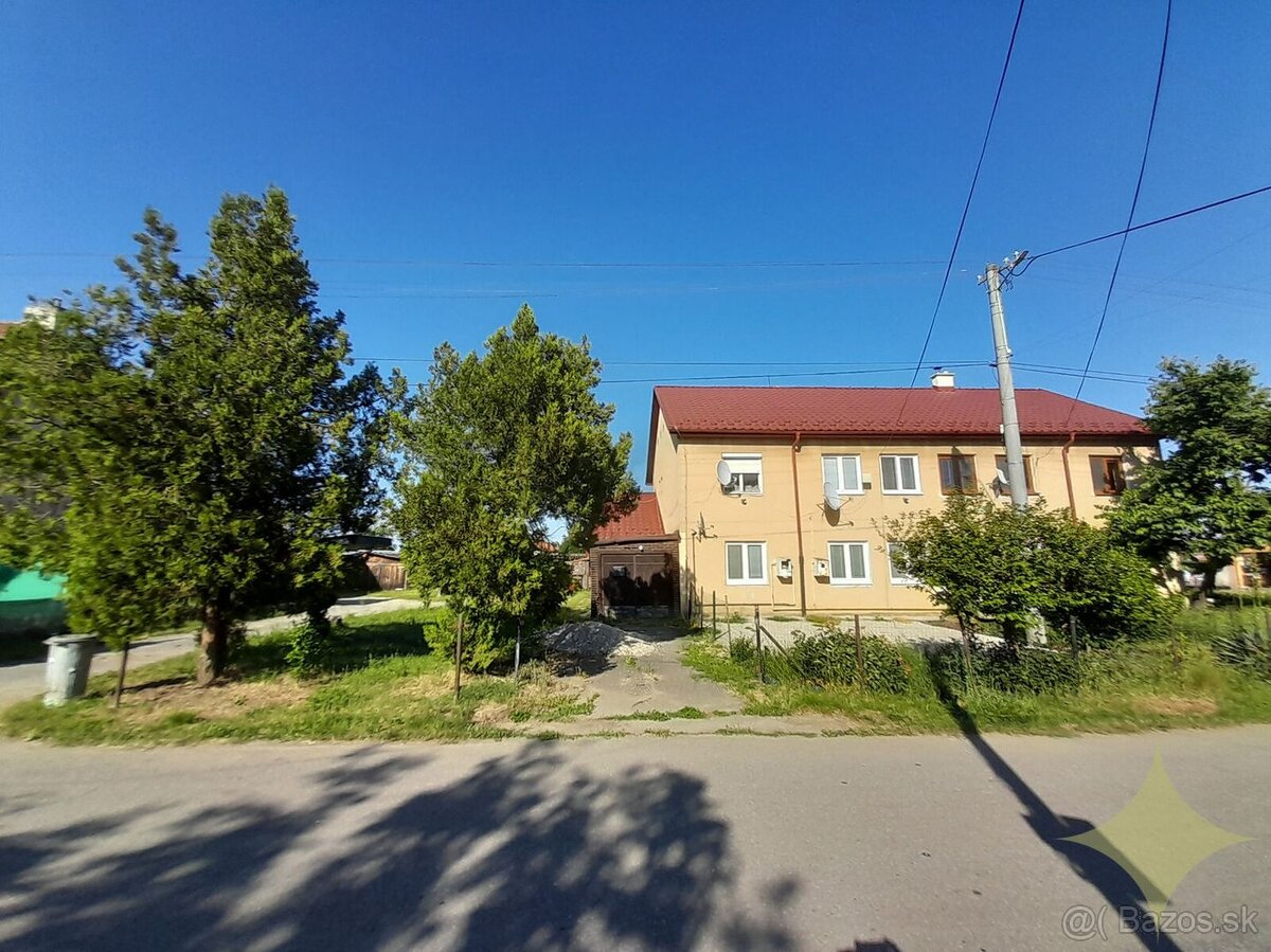Na predaj ZREKONŠTRUOVANÝ 2-izbový byt s dvorom a GARÁŽOU v - 2