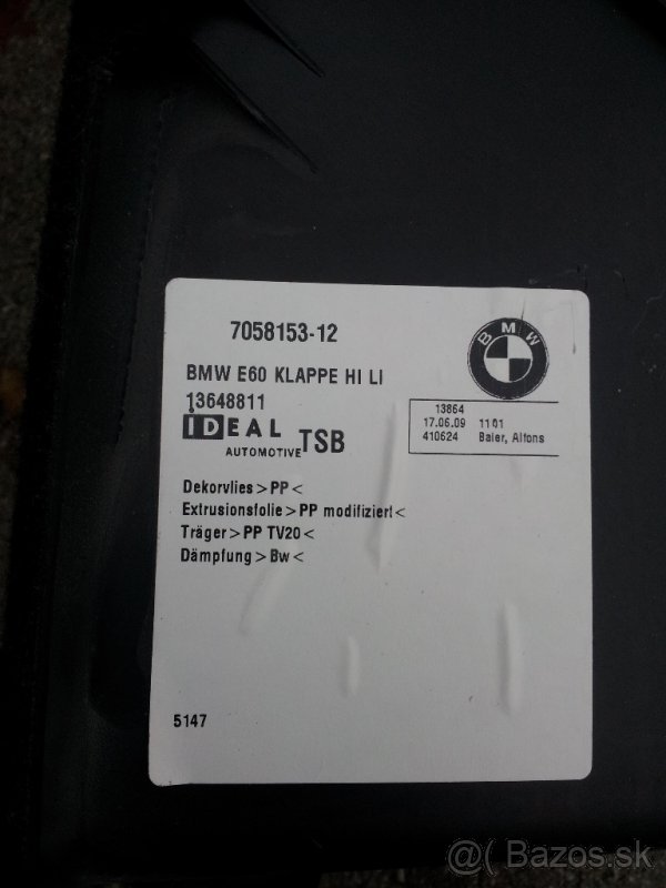BMW 5 E60 aj LCI - Nový tapacir do kufra - 2