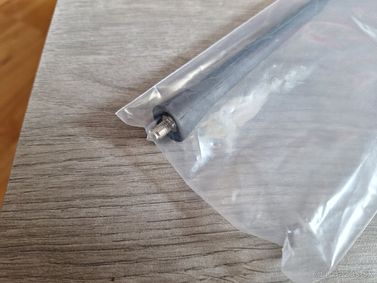 Originál BMW anténa na E81 E87 a Mini - 2