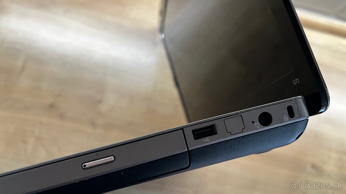 Predám starší Ntb hp g72 17” symbolická cena - 2