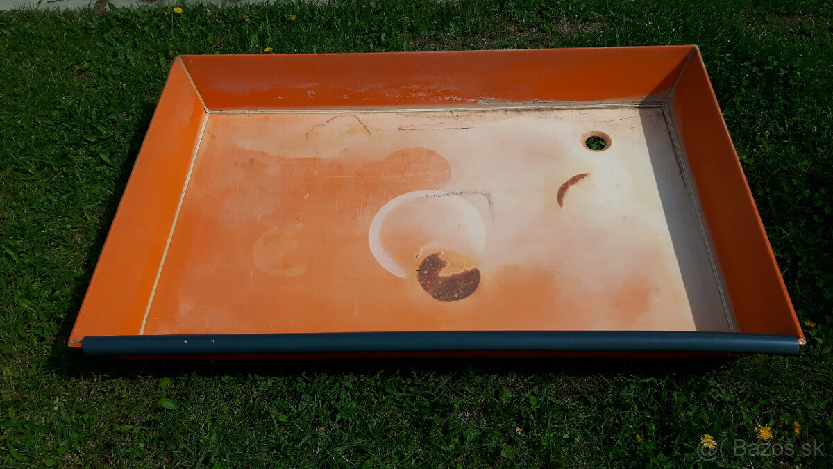 Plastová záchytná vaňa - 2