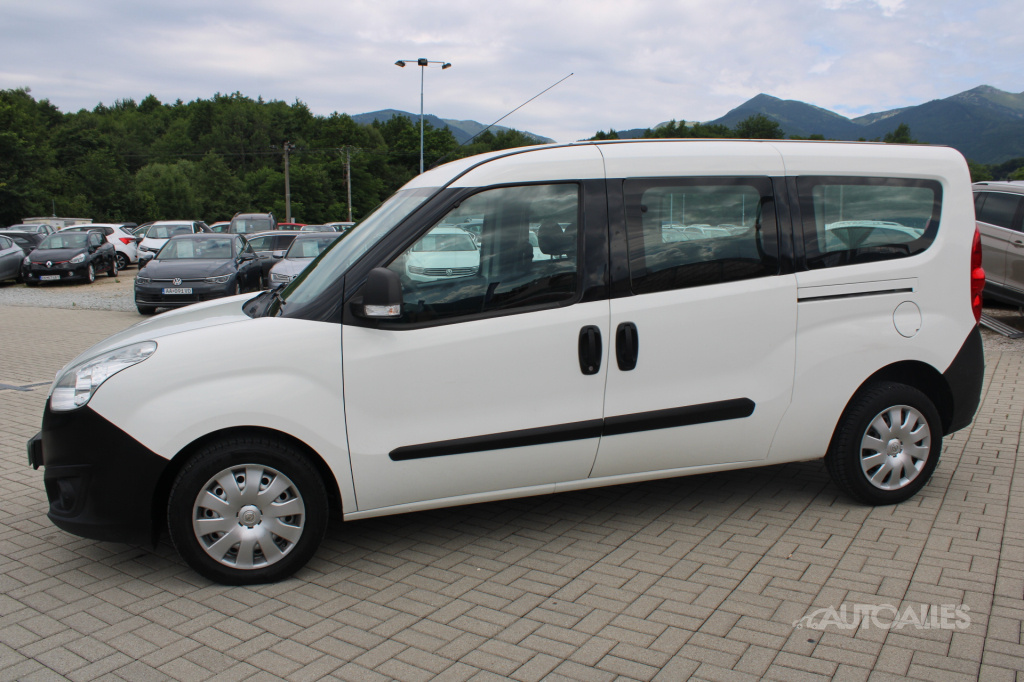 Opel Combo 1,6 CDTi 77 kW SELECTION - 2