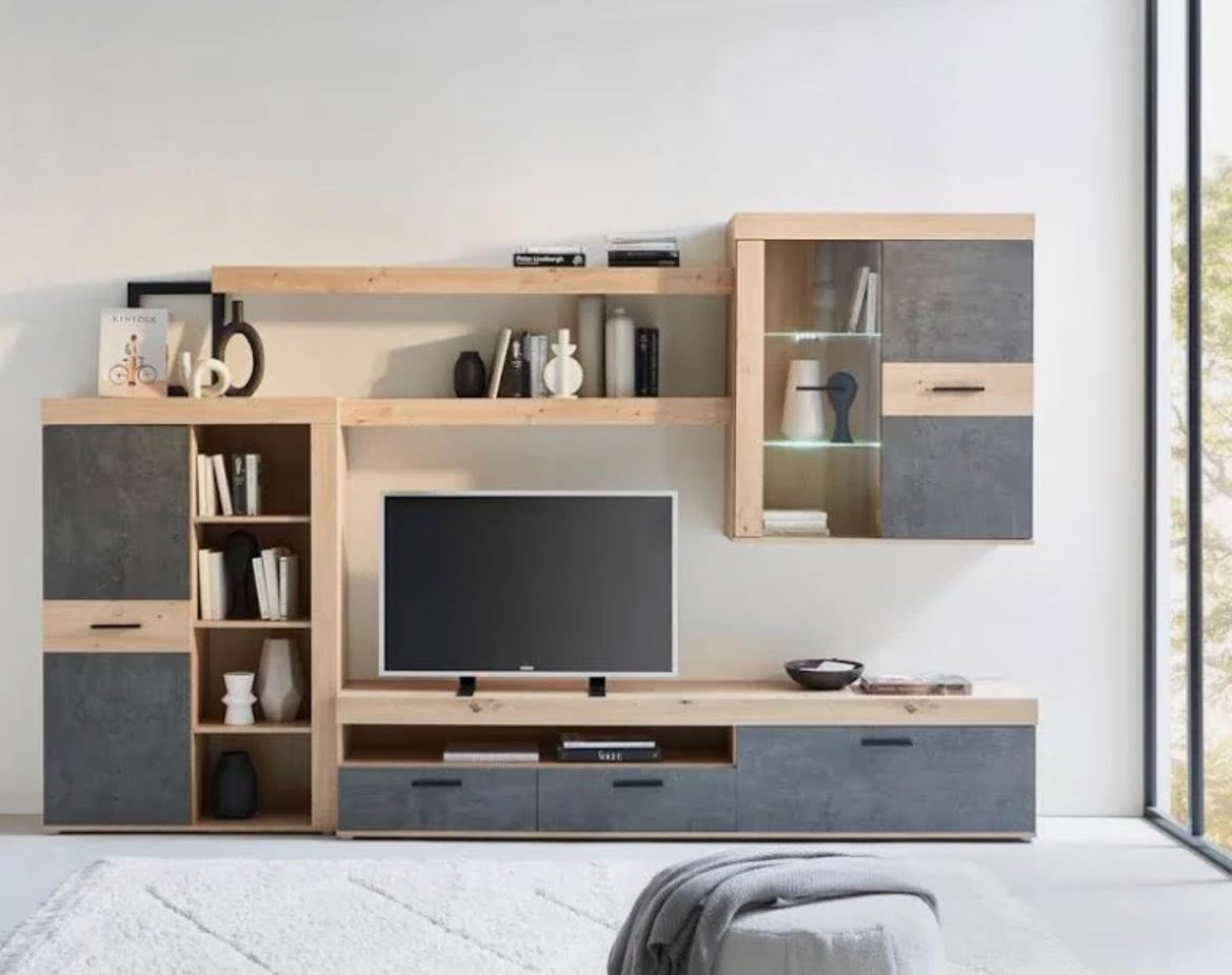 Obyvackova stena Tokio - 2