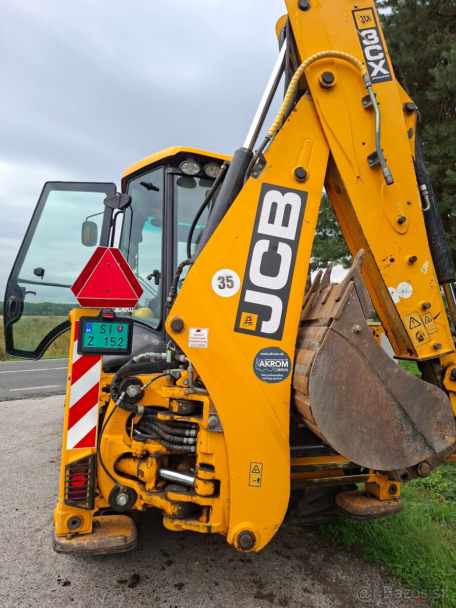JCB 3CX 2015 68KW - 2