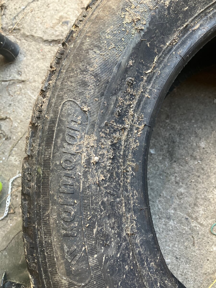 Pneu 195/65/15 - 2
