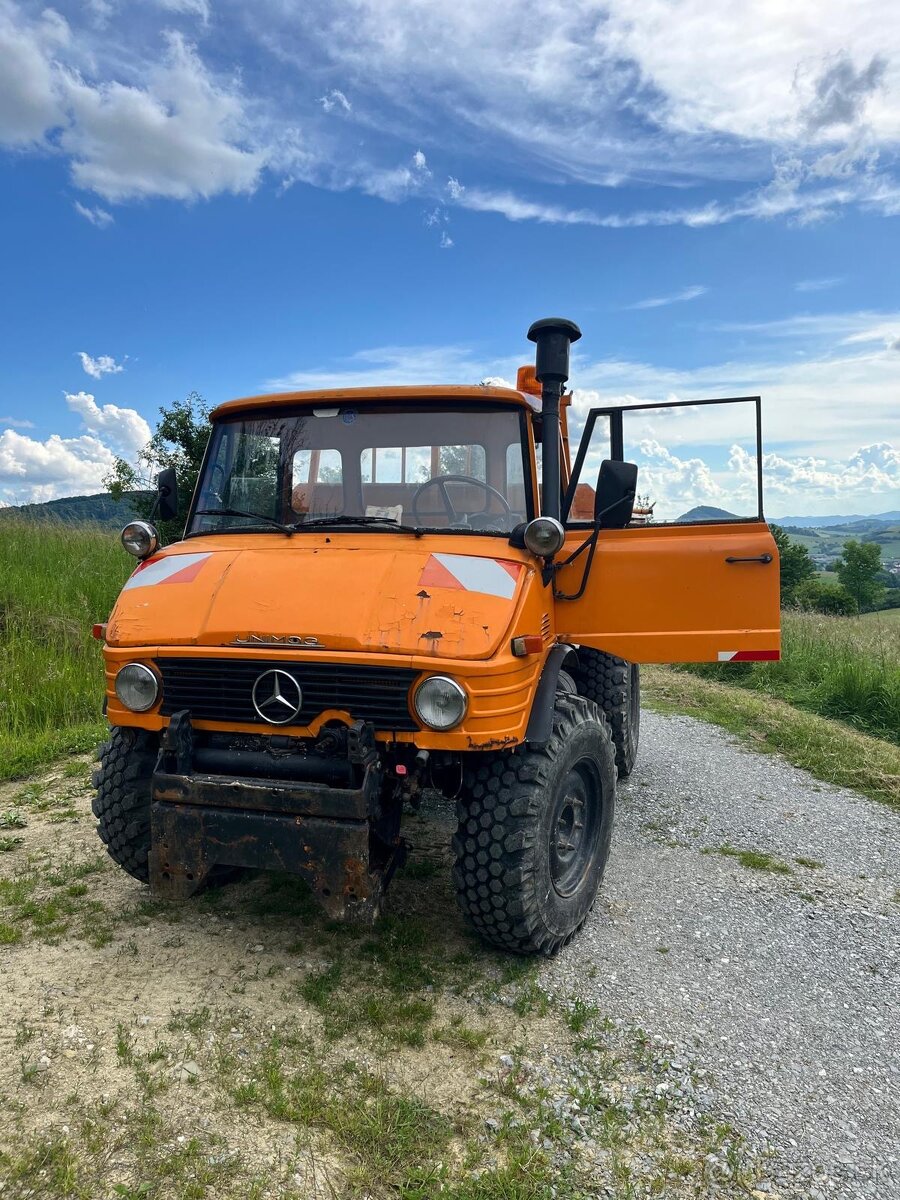 Unimog 406 - 2