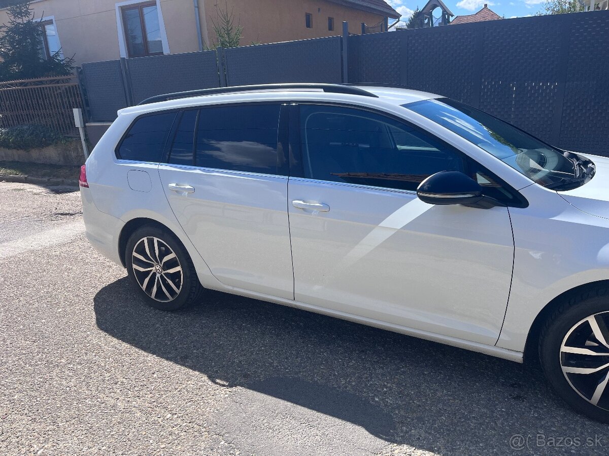 Volkswagen Golf combi 1.4 benzín - 2