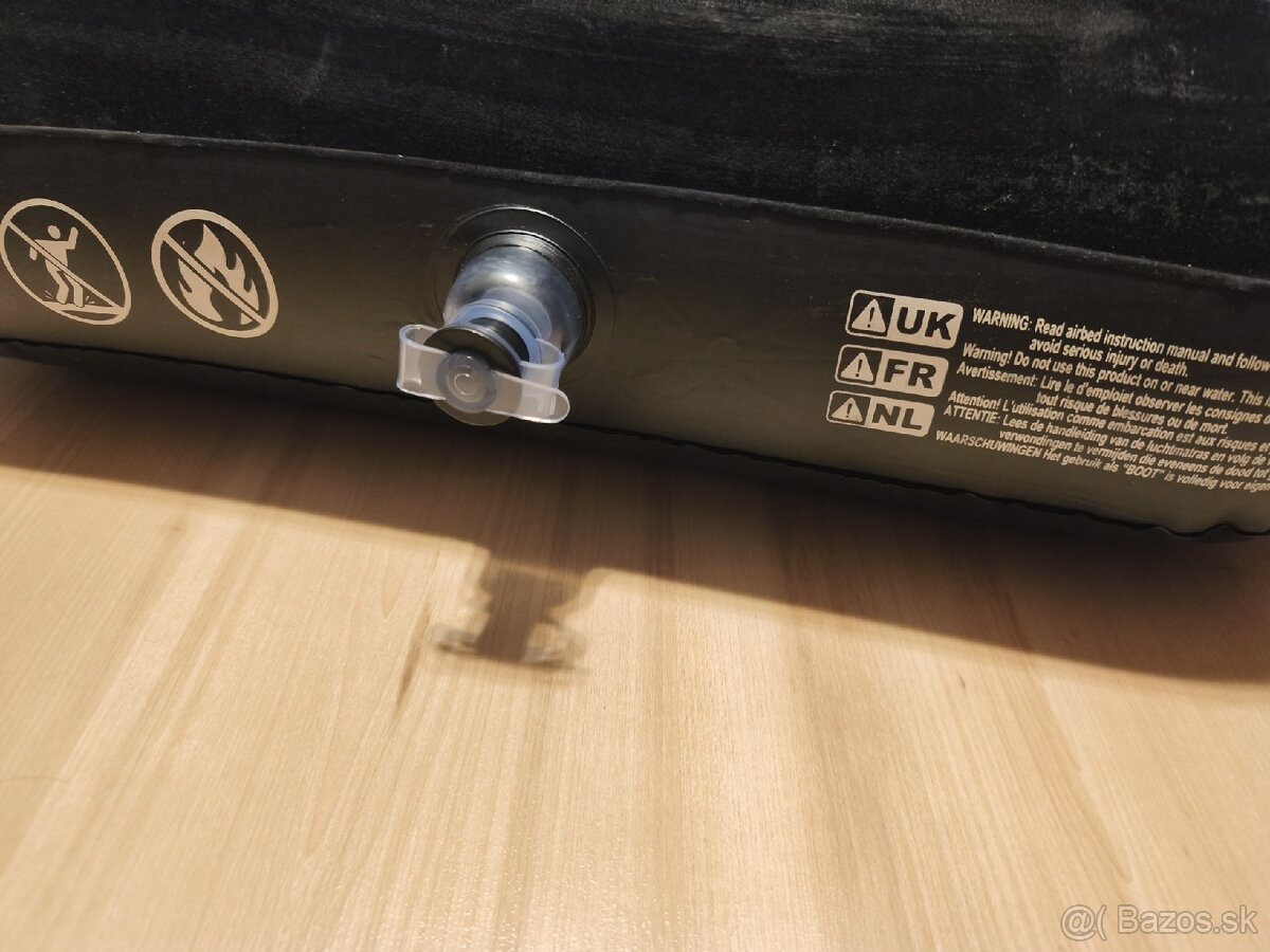 Nafukovací matrac + kompresor - 2