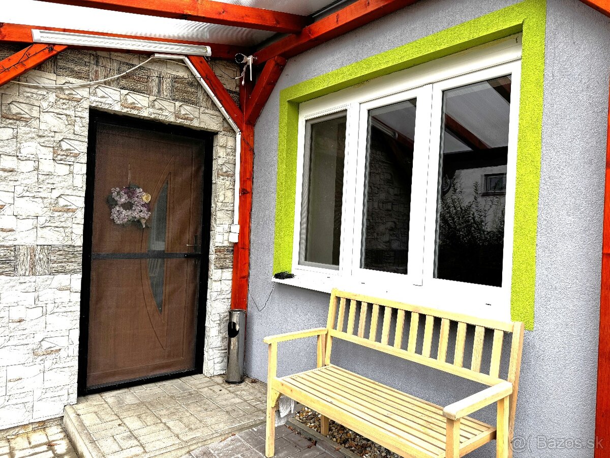 NA PREDAJ rodinný dom - Bánovce nad Bebravou - 2