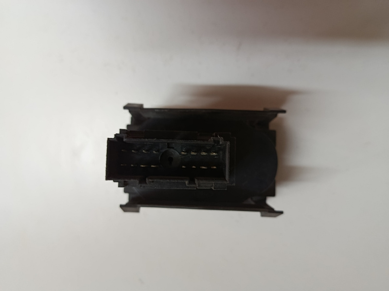 Vypínač svetiel Ford Focus MK2 4M5T13A024LA 20€ - 2