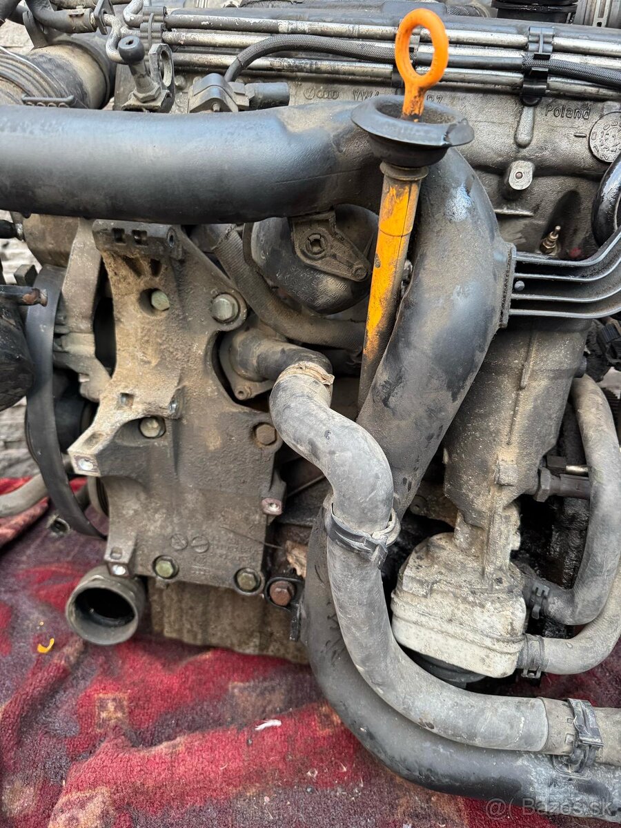 Rozpredám agregát 1.9 TDI 77kw BKC - 2