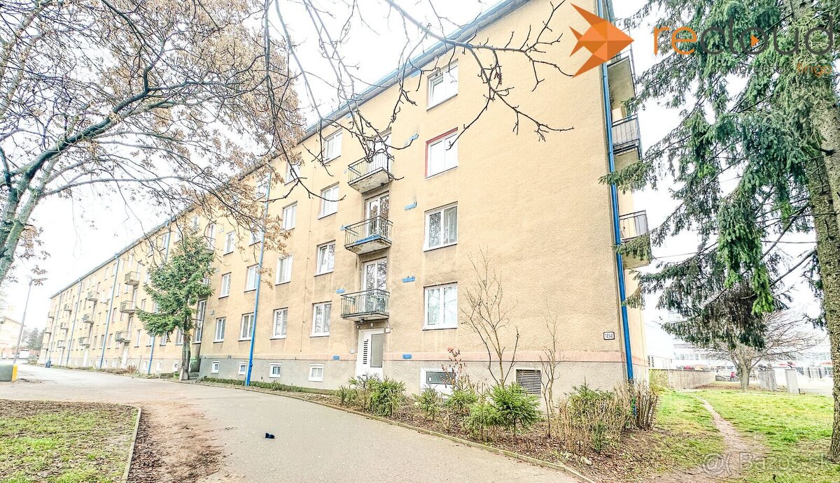 2 izbový byt v centre mesta Rimavská Sobota - nám. Š.M.Daxne - 2