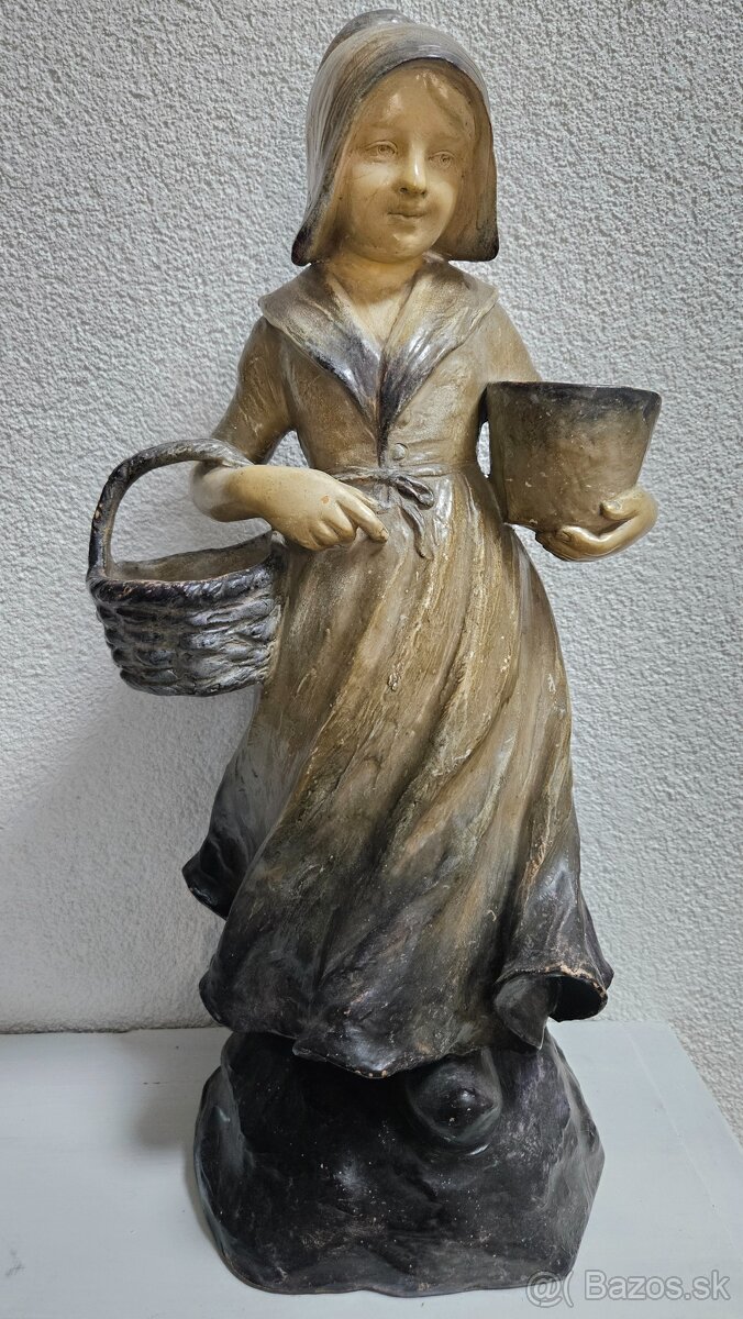 socha dievcata-keramika - 2