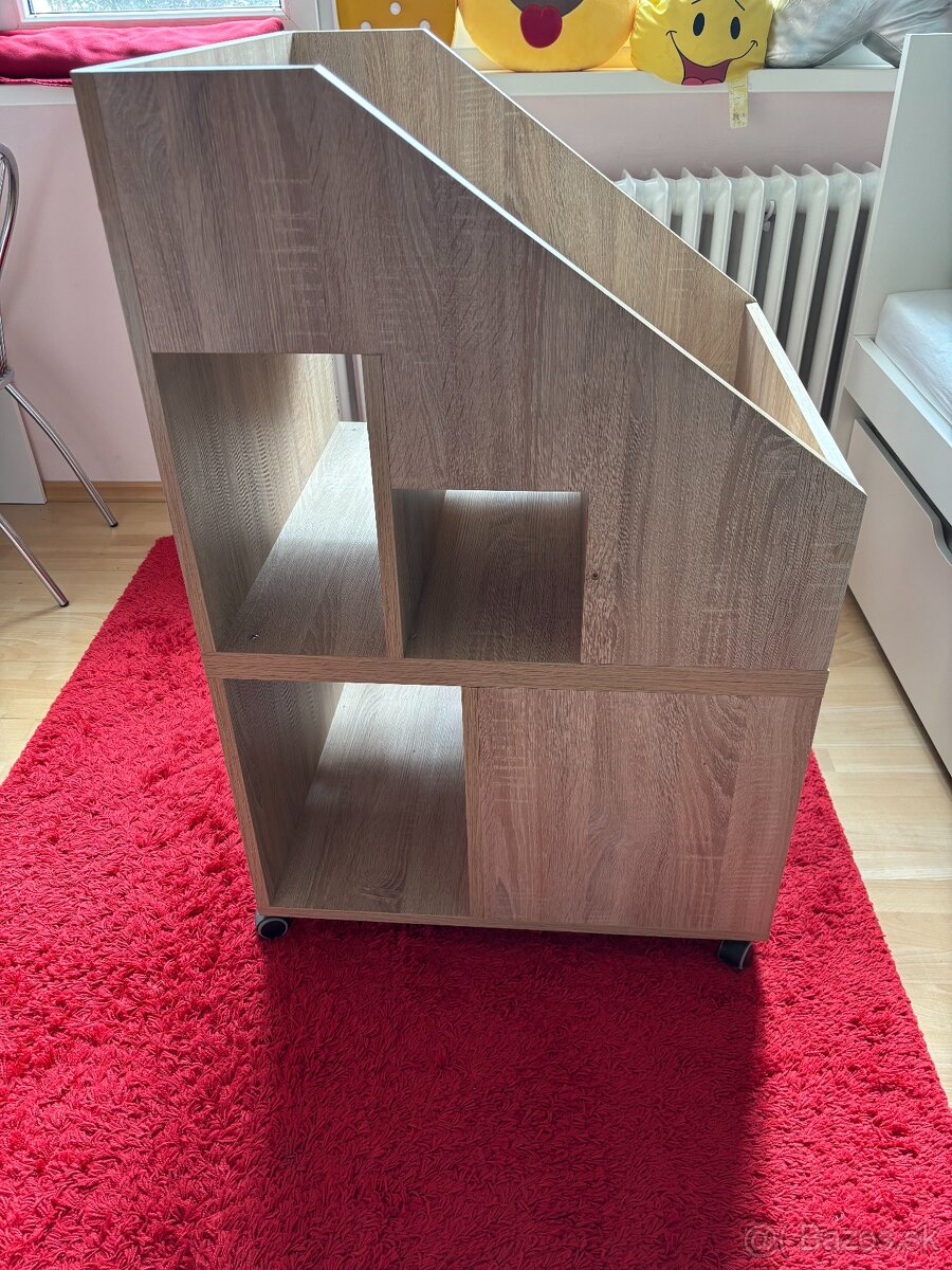 Skrina na platne - ZNIZENA CENA - 2