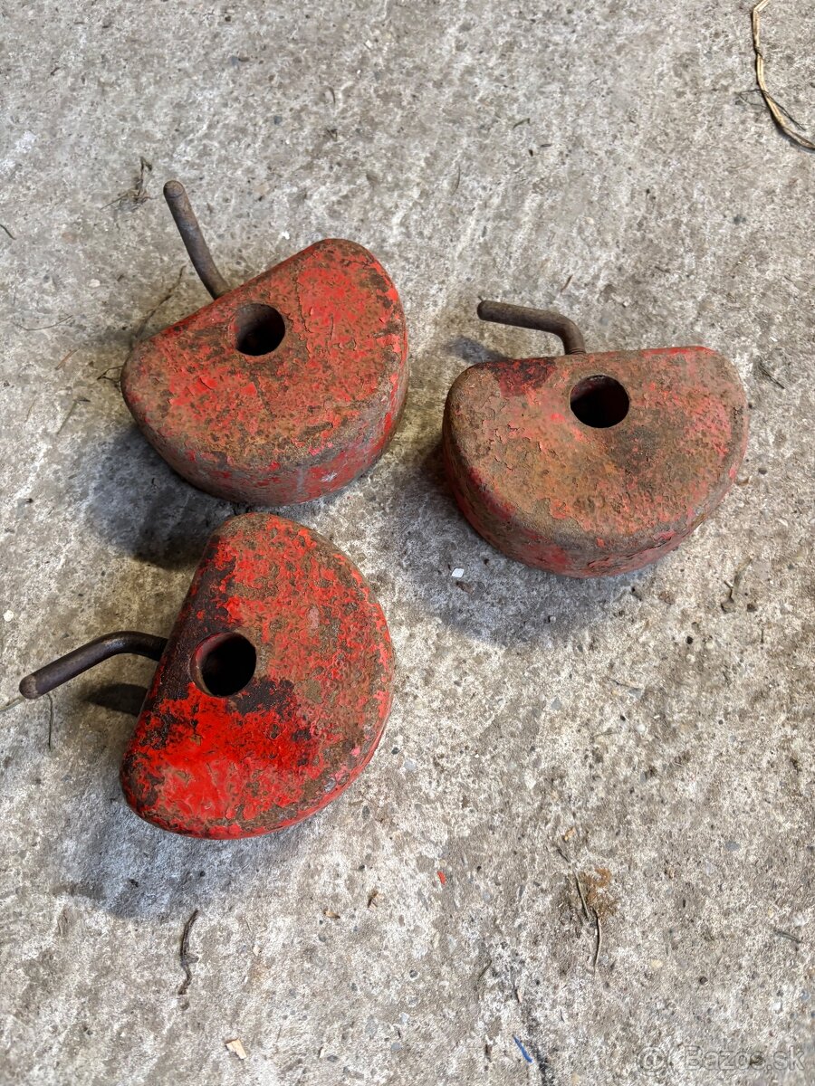 Male zavážia Vari / Terra - 2