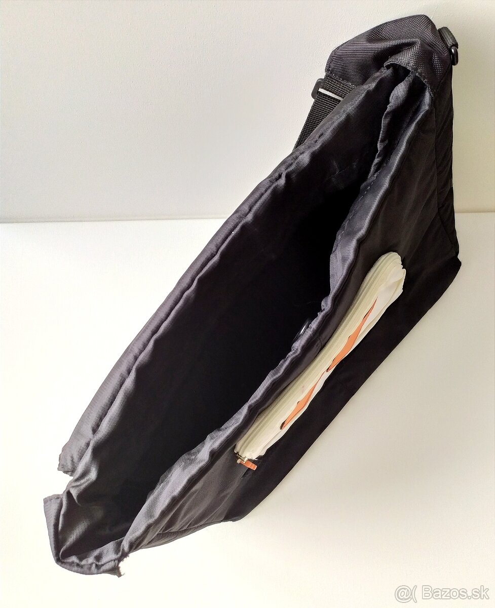 Taška značky AHA, pre laptop, 15.6" (40 cm) - 2