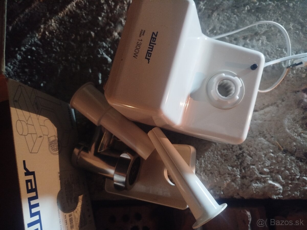 Elektrický mlynček na mäso - 2