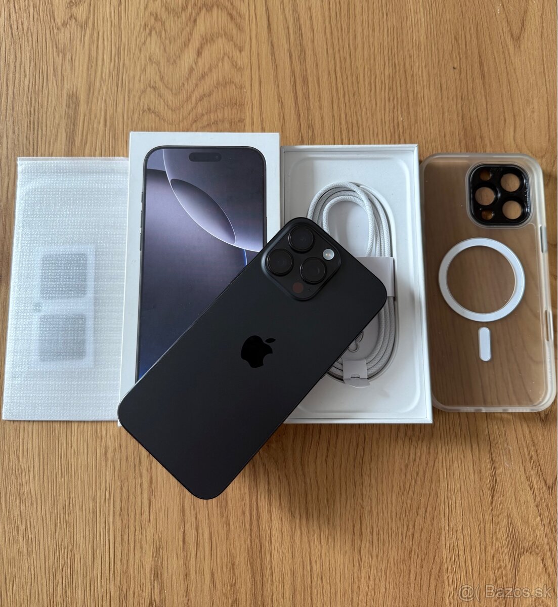 iPhone 16 Pro Max 512 gb Black Titanium v záruke - 2