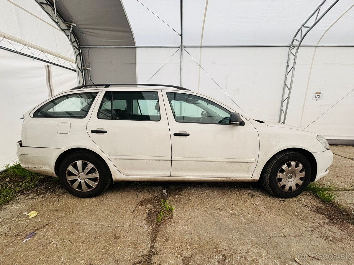 Škoda Octavia Combi 1.6 TDI - 2