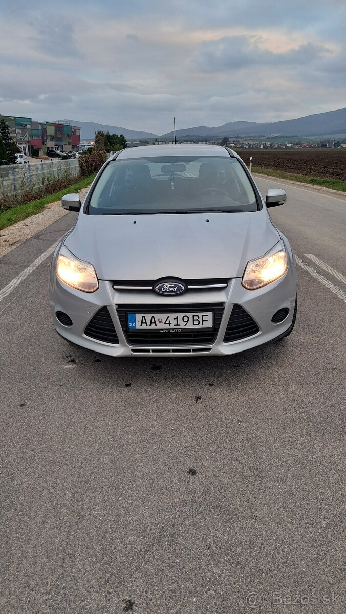 Predám Ford Focus combi - 2
