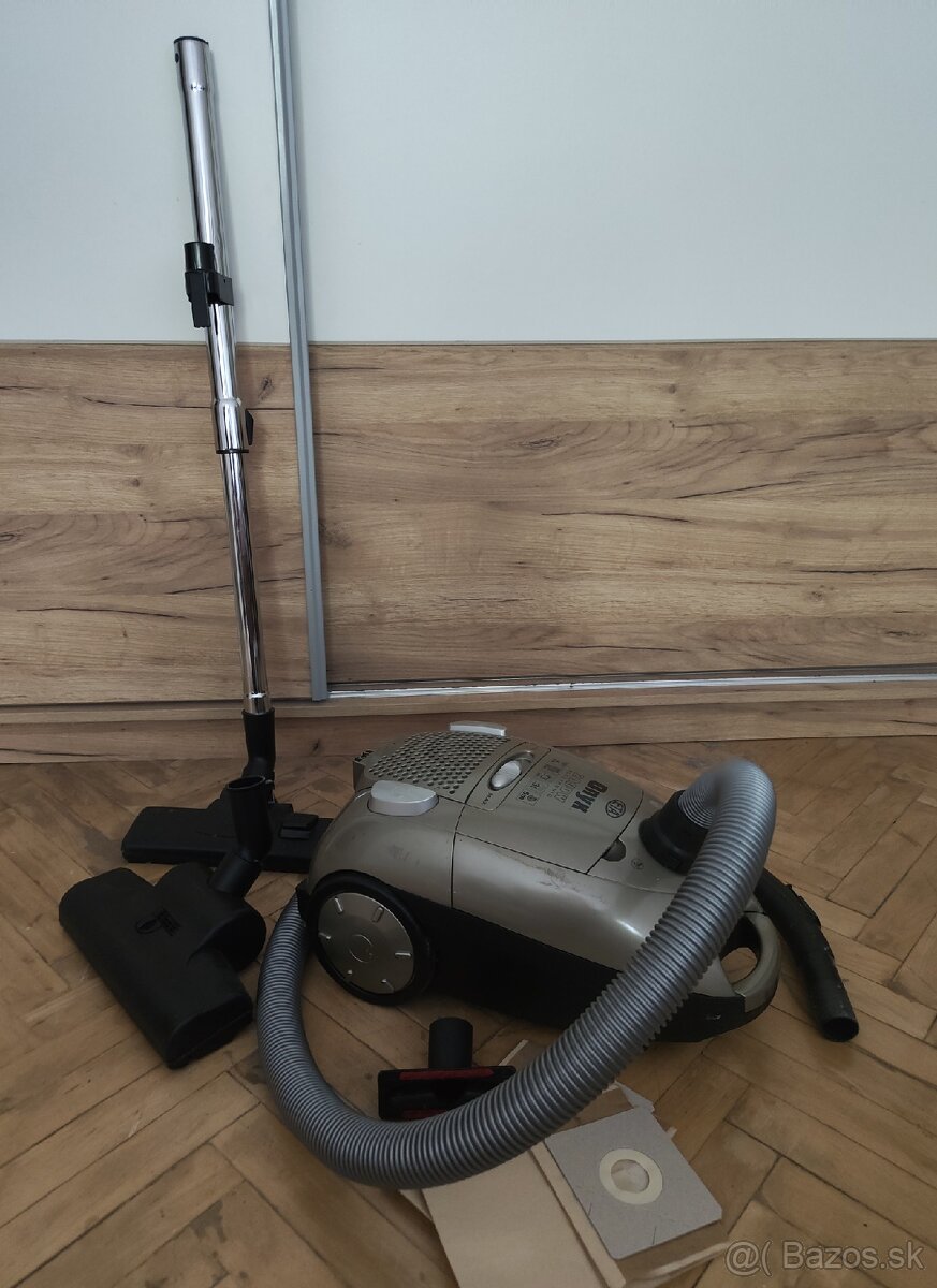 Vysávač ETA Onyx - 2