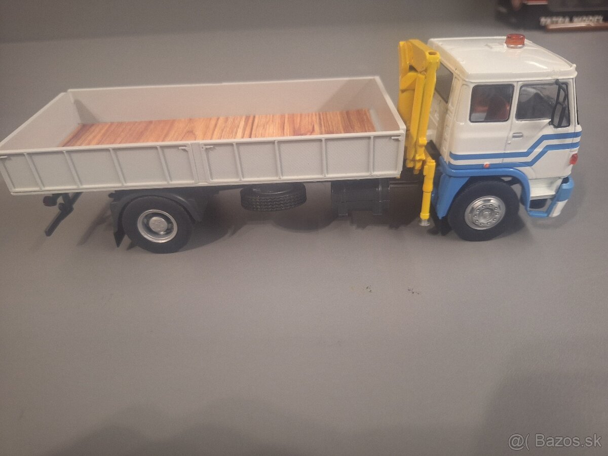 Model nakladnych aut - 2