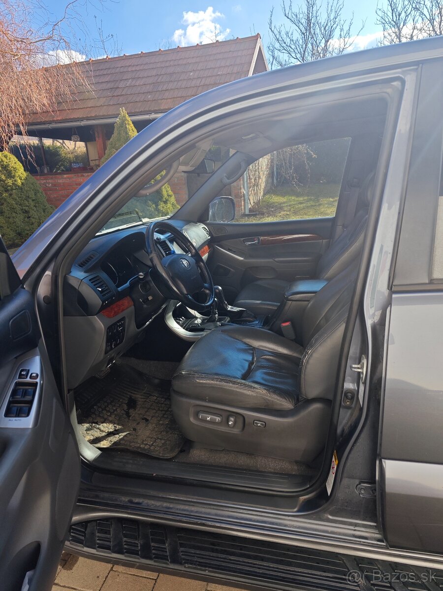 Toyota land cruiser